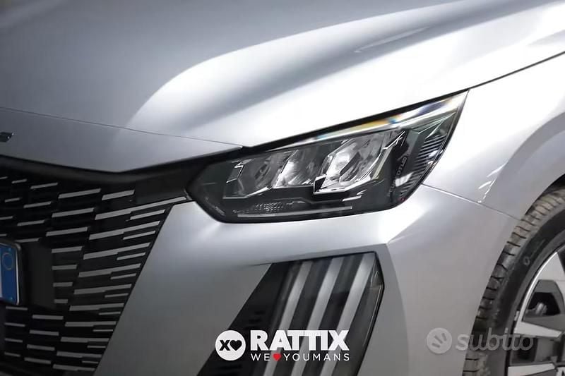 Nuova Peugeot 208 Business-Line 110 CV (80 kW) 2025 Grigio Utilitaria