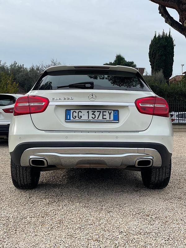 Usata Mercedes GLA220 AMG 170 CV (125 kW) 2014 Bianco SUV