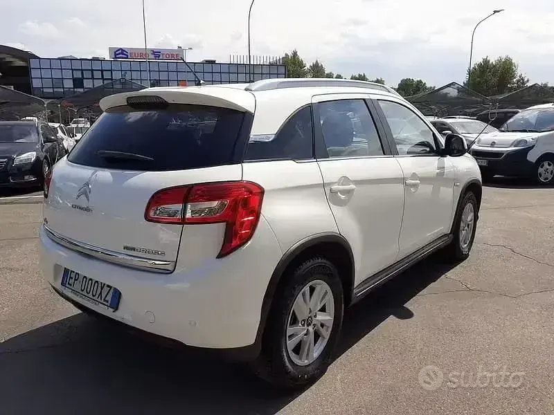 Usata Citroën C4 Aircross Exclusive 114 CV (83 kW) 2012 Bianco SUV