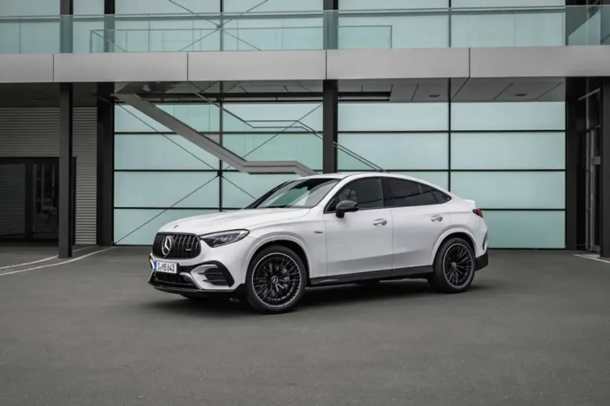 Nuova Mercedes GLC400d Advanced Plus 381 CV (280 kW) 2026 Argento SUV