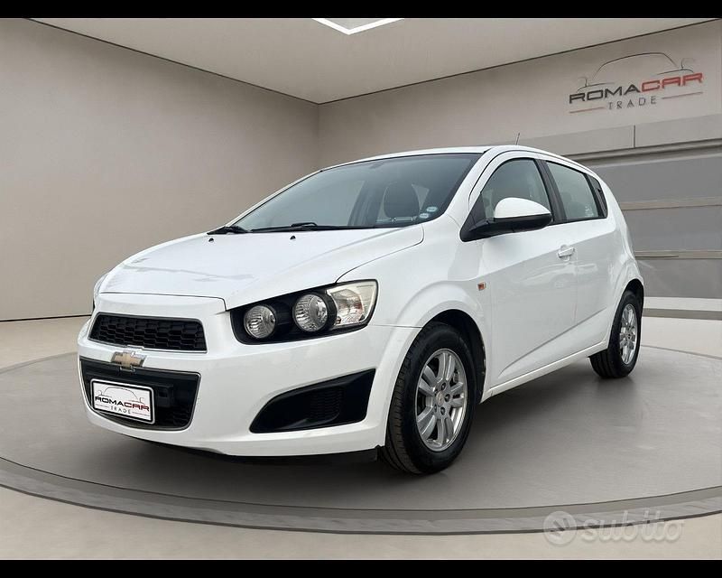 Usata Chevrolet Aveo LT 75 CV (55 kW) 2011 Bianco Berlina