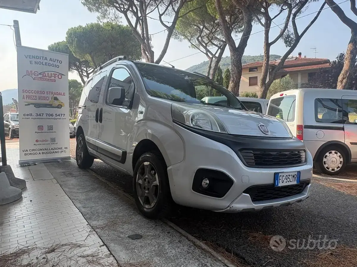 Usata Fiat Qubo Trekking 80 CV (58 kW) 2016 Grigio Monovolume