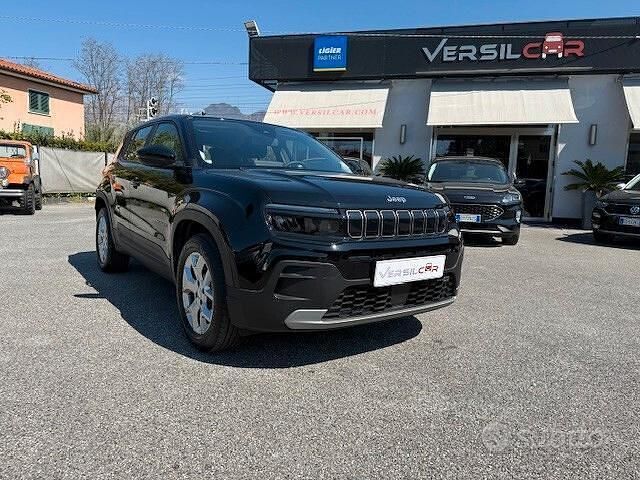 Usata Jeep Avenger Altitude 101 CV (74 kW) 2023 Nero SUV