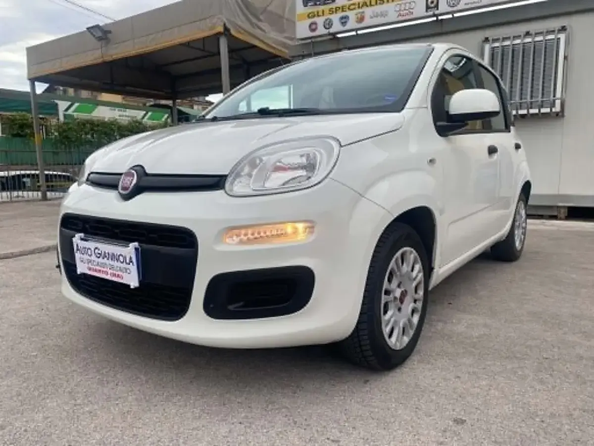Usata Fiat Panda 69 CV (50 kW) 2016 Bianco Utilitaria