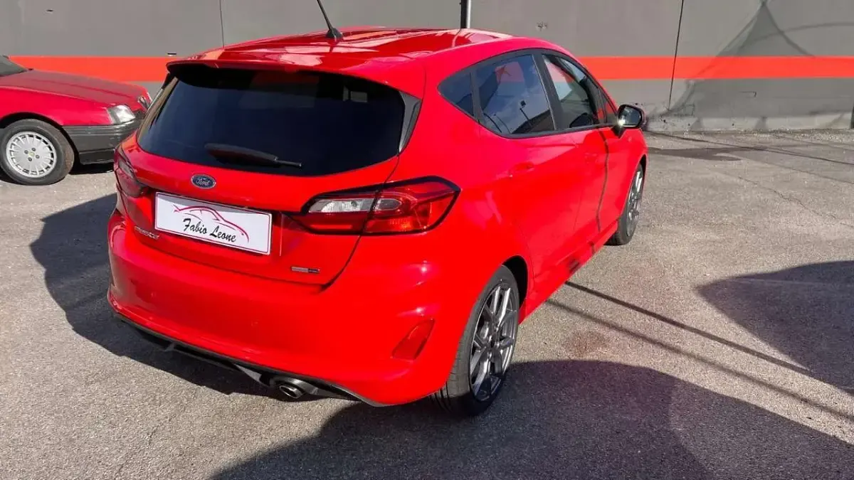 Usata Ford Fiesta ST-Line 125 CV (91 kW) 2023 Rosso Utilitaria