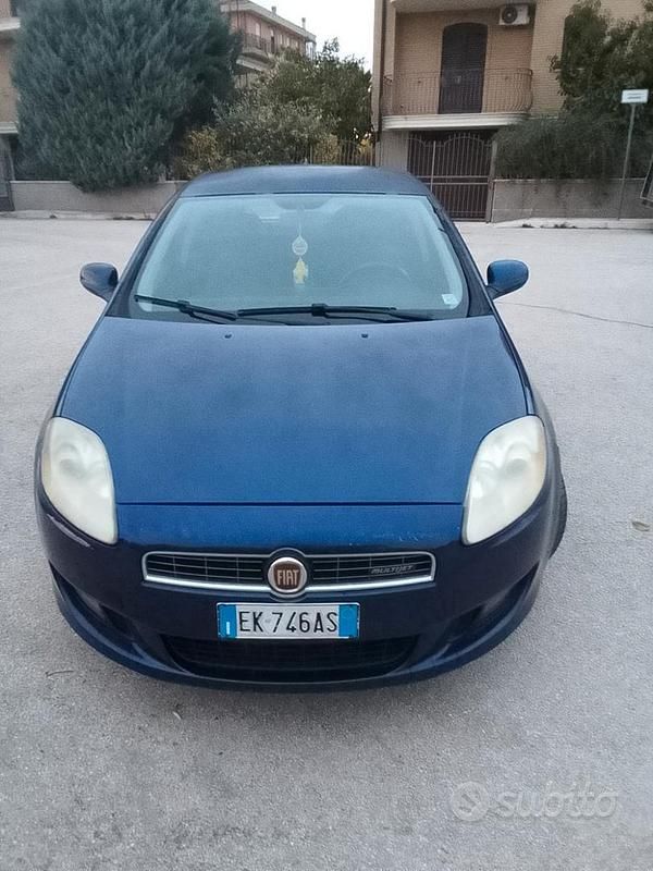 Usata Fiat Bravo 105 CV (77 kW) 2009 Blu Utilitaria