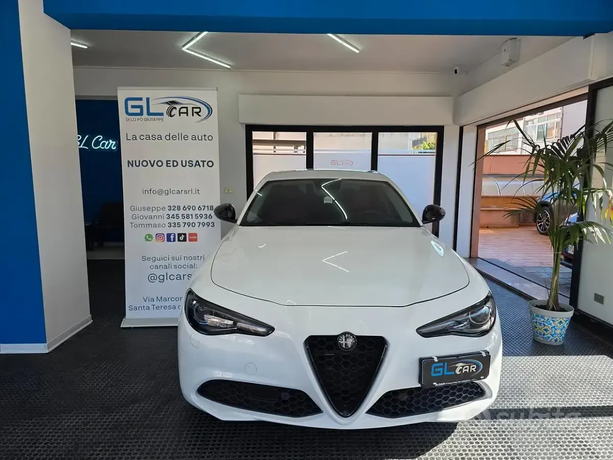 Usata Alfa Romeo Giulia Business 150 CV (110 kW) 2017 Bianco Berlina