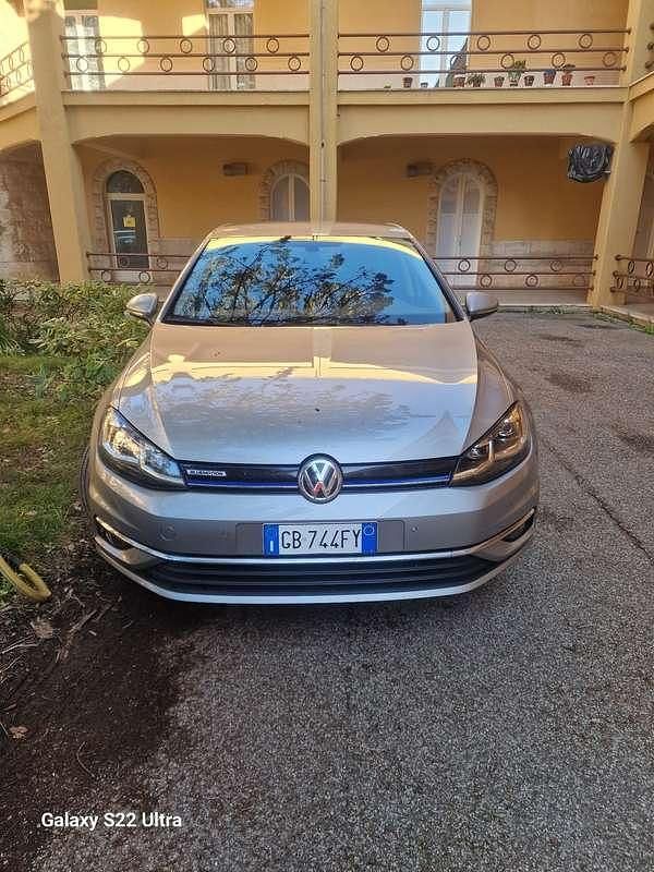 Usata VW Golf VIII Executive 131 CV (96 kW) 2020 Berlina