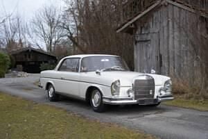 Usata Mercedes 300 SE 170 CV (125 kW) 1965 Bianco Coupé