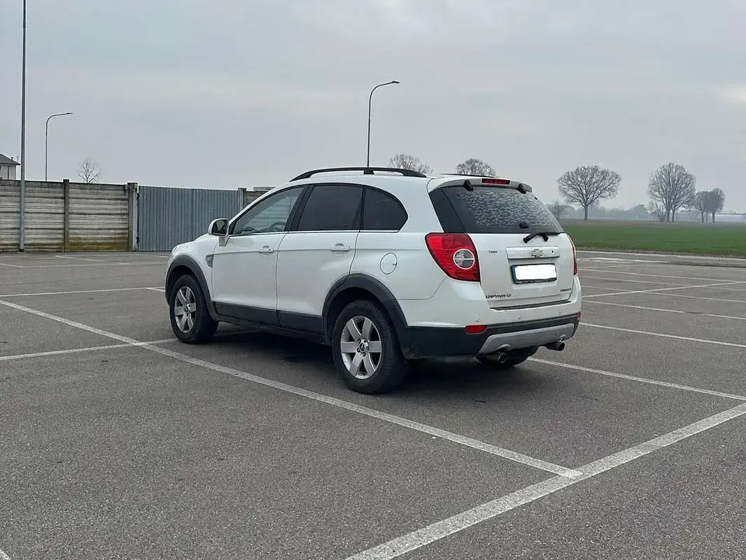 Usata Chevrolet Captiva LT 136 CV (100 kW) 2010 SUV