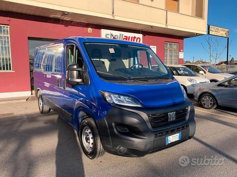 Usata Fiat Ducato 33 140 CV (102 kW) 2022 Blu/azzurro Furgone