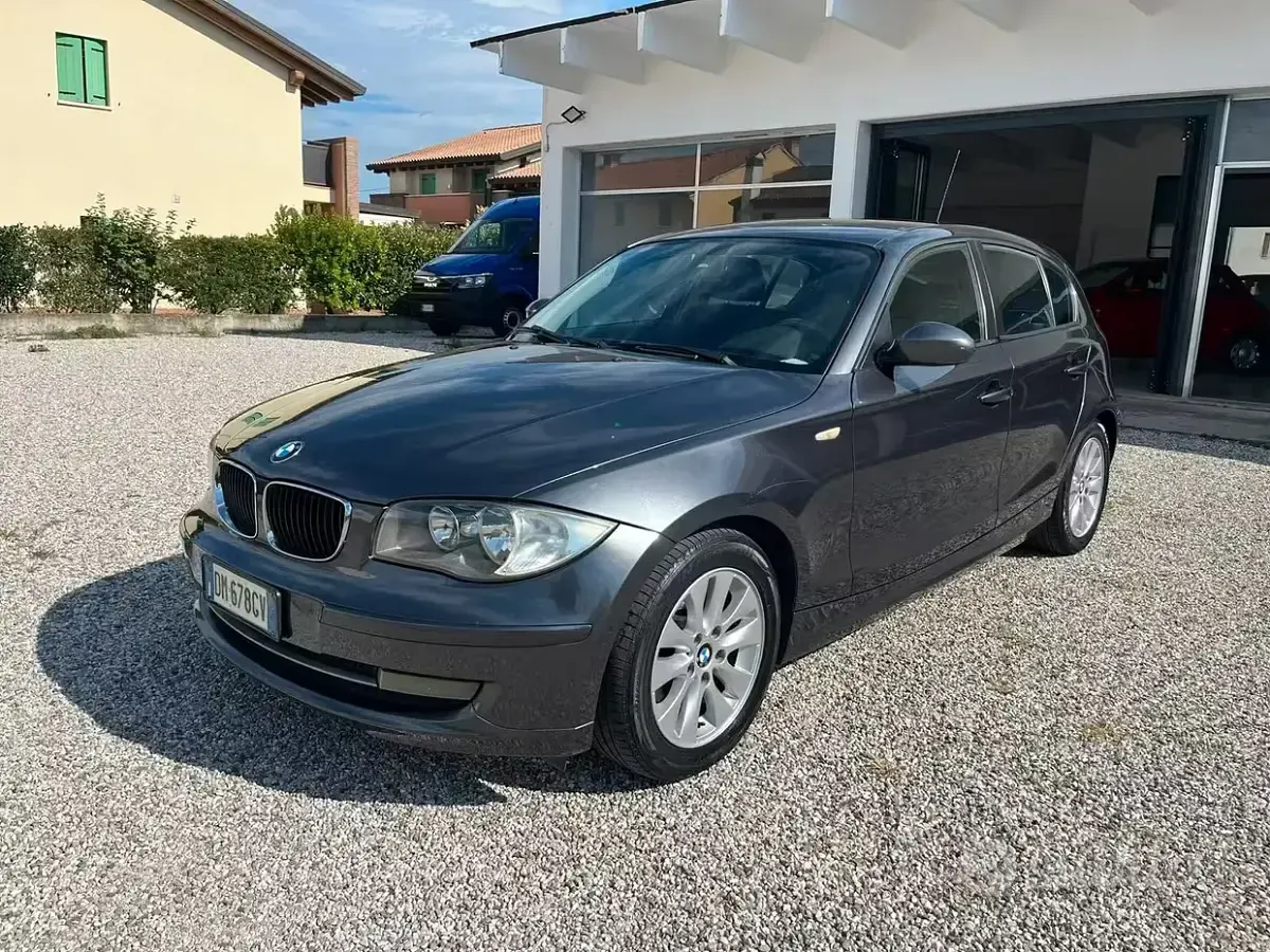Usata BMW 118 Efficient Dynamics 143 CV (105 kW) 2007 Utilitaria