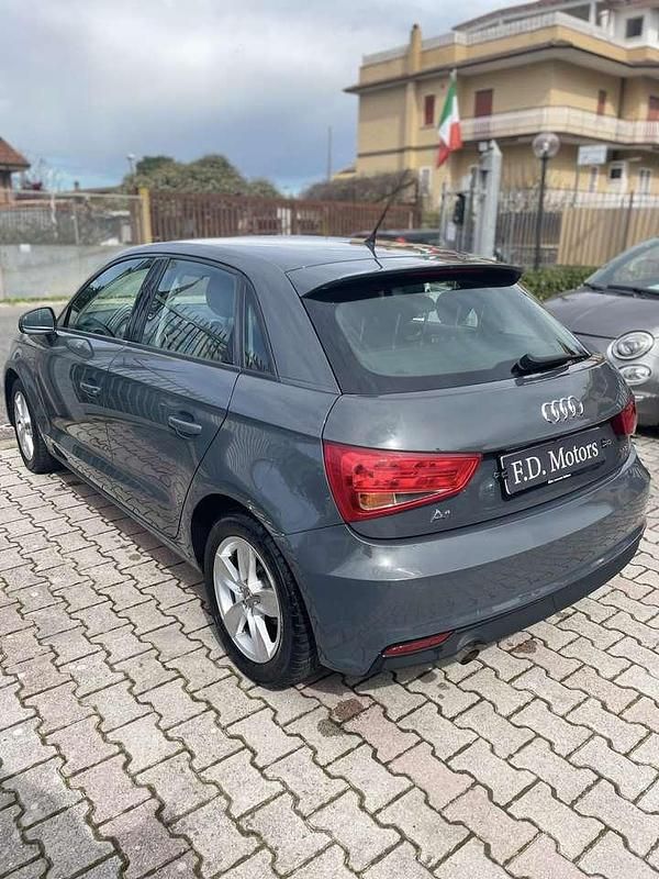 Usata Audi A1 Sportback Admired 95 CV (69 kW) 2017 Grigio Utilitaria