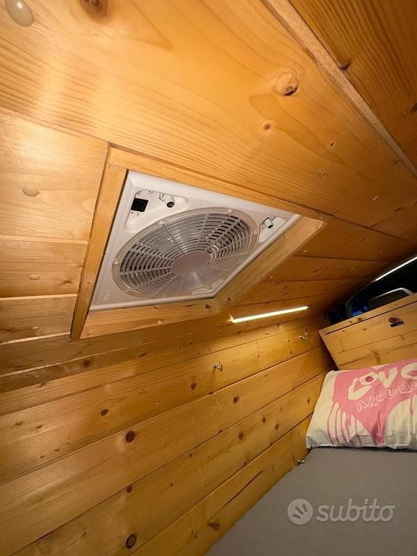 Usata VW T5 102 CV (75 kW) 2007 Bianco Furgone