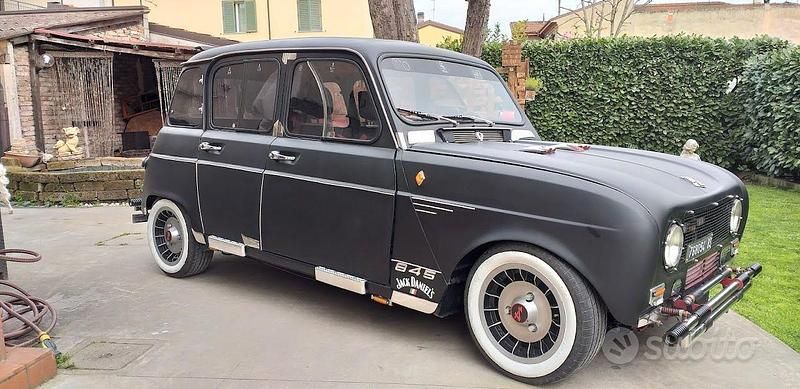 Usata Renault R4 34 CV (25 kW) 1982 Nero Monovolume