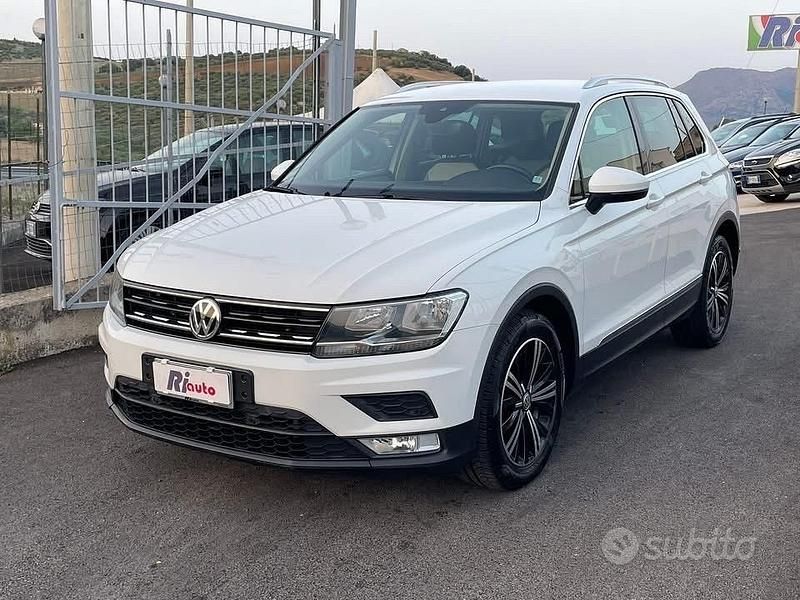 Bianco Usata 2016 VW Tiguan Business SUV | 16.900 € (Buon prezzo) - Immagine 1/4