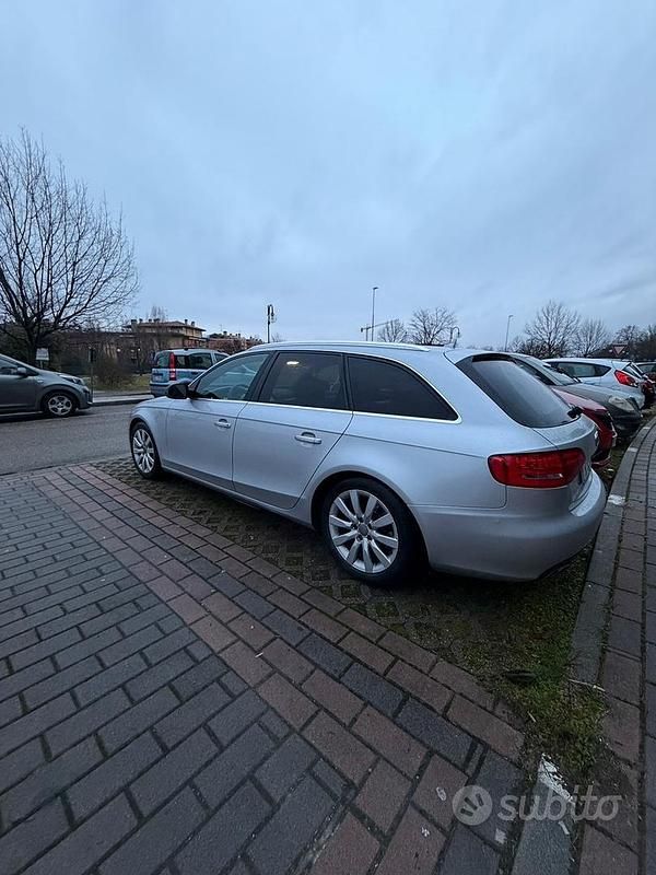 Usata Audi A4 Advanced Plus 143 CV (105 kW) 2010 Grigio Station wagon