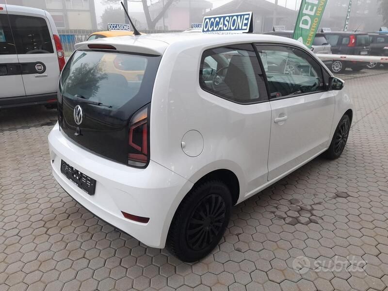 Usata VW up! move up! 75 CV (55 kW) 2019 Bianco Utilitaria