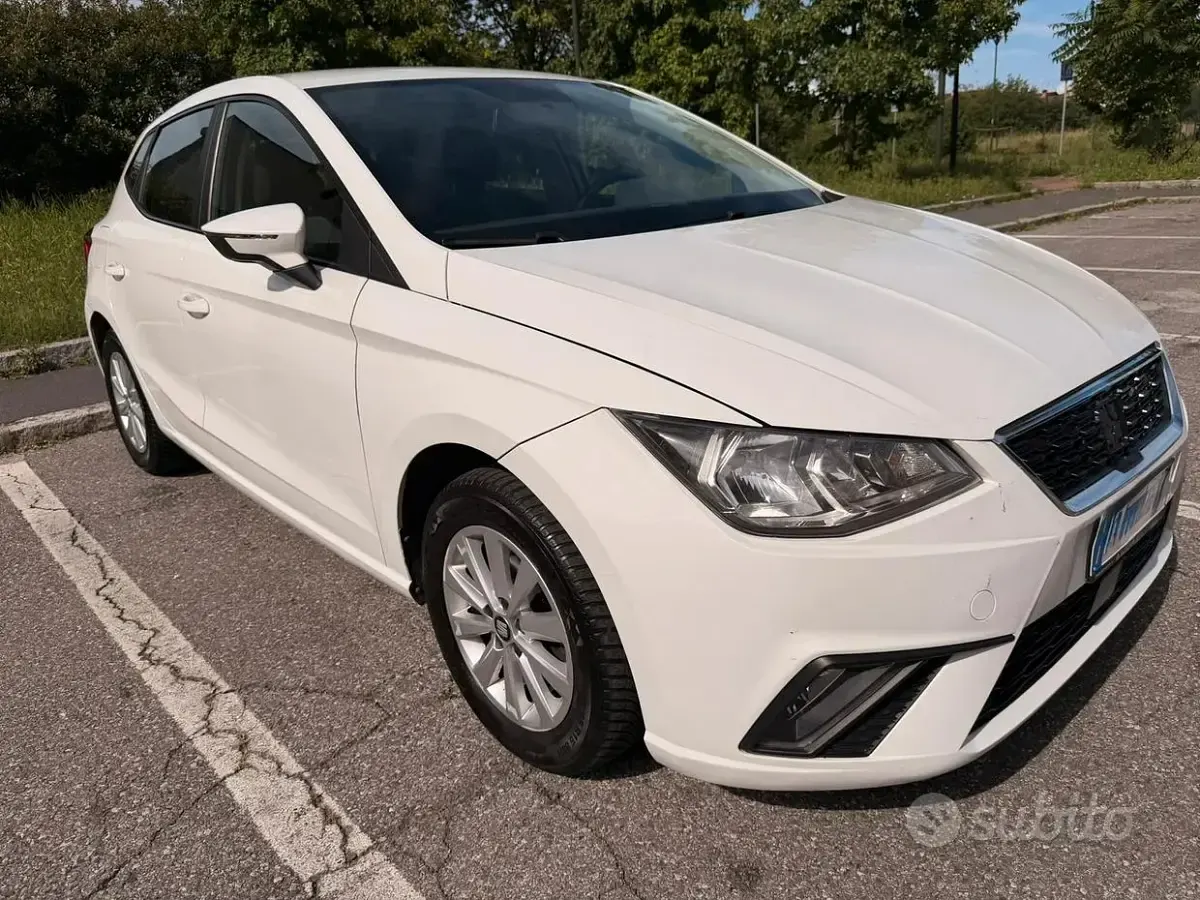 Usata Seat Ibiza 75 CV (55 kW) 2018 Bianco Utilitaria