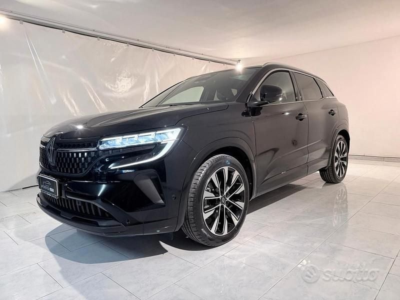 Usata Renault Austral Techno 200 CV (147 kW) 2022 Nero SUV