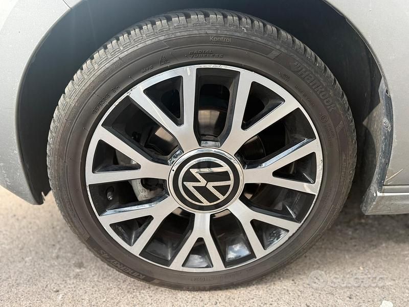 Usata VW e-up! 2022 Grigio Utilitaria