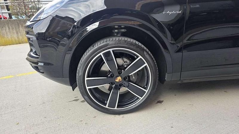 Usata Porsche Cayenne Coupe 340 CV (250 kW) 2023 Nero Coupé