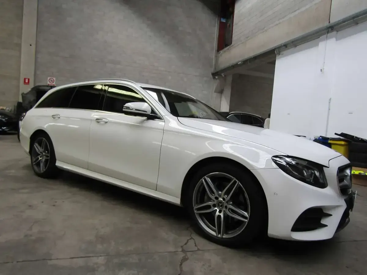 Usata Mercedes E220 Premium Plus 194 CV (142 kW) 2018 Bianco metallizzato Station wagon