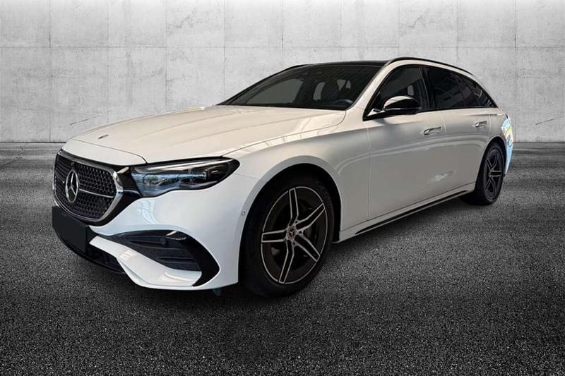 Bianco Usata 2024 Mercedes E300 AMG Line Premium Tre volumi | 59.450 € (Ottimo prezzo) - Immagine 1/4