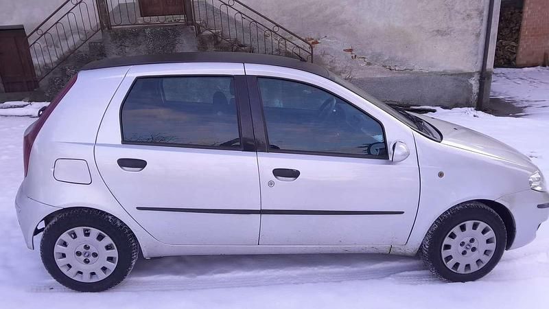 Usata Fiat Punto Classica 60 CV (44 kW) 2007 Argento Berlina