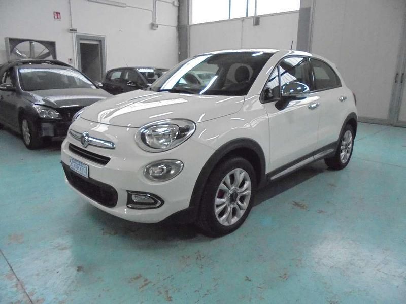 Bianco Usata 2015 Fiat 500 Lounge Station wagon | 9300 € (Buon prezzo) - Immagine 1/4