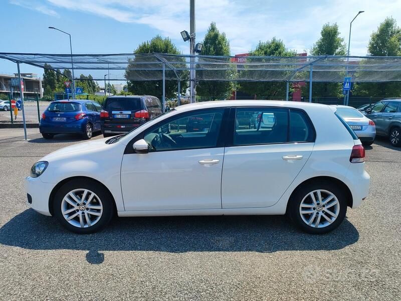 Usata VW Golf VI Highline 122 CV (89 kW) 2010 Bianco Utilitaria