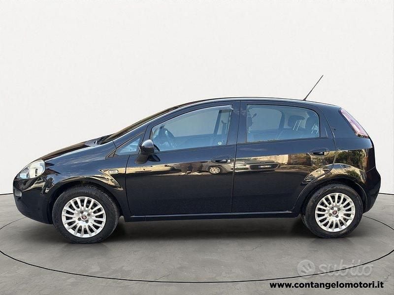 Usado Fiat Punto Street 75 CV (55 kW) 2014 Negro Utilitario