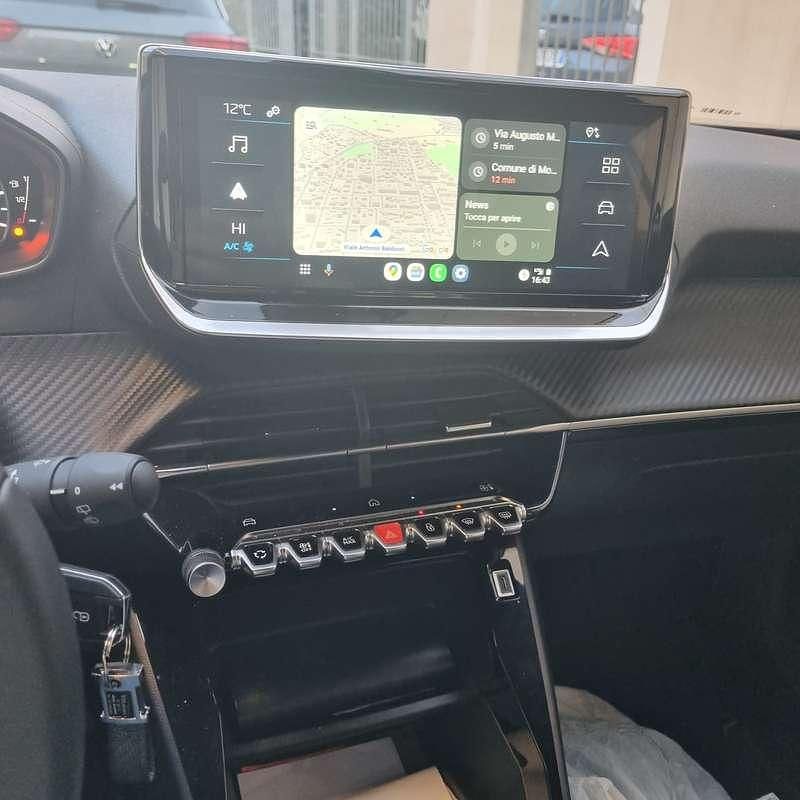 Usata Peugeot 2008 Allure 101 CV (74 kW) 2024 Nero SUV