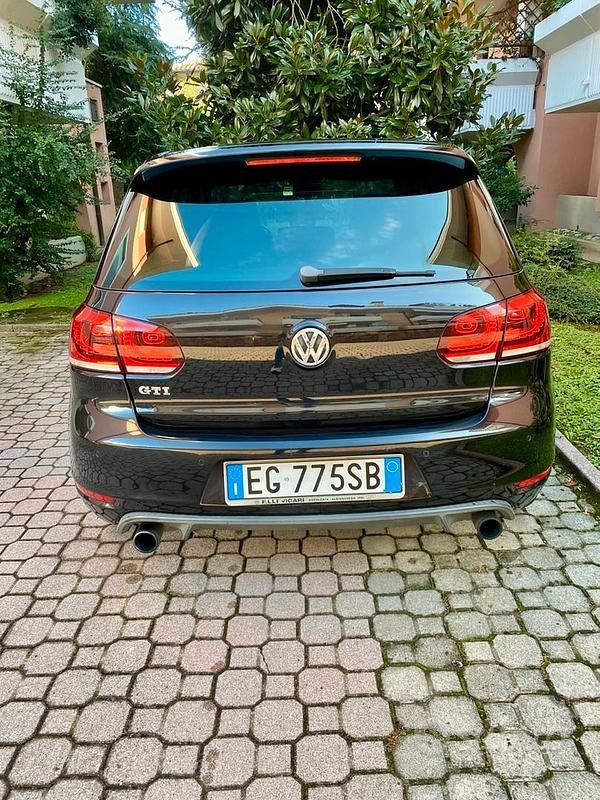 Usata VW Golf VI GTI 2011 Nero Utilitaria