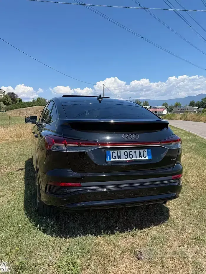 Usata Audi Q4 Sportback e-tron S-Line 77 kW (105 CV) 2022 Nero SUV