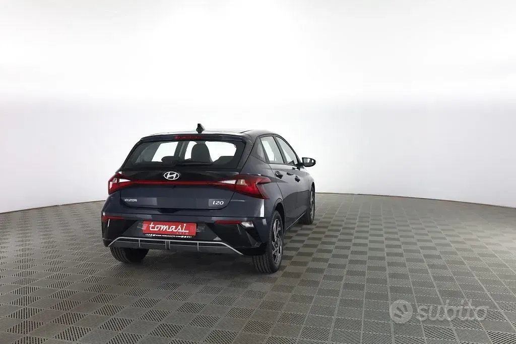 Nuova Hyundai i20 90 CV (66 kW) 2026 Aurora grey Utilitaria