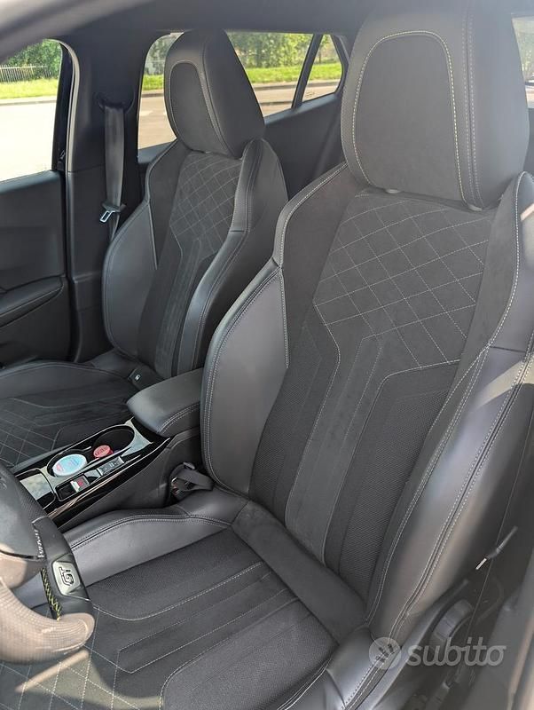Usata Peugeot 2008 GT 131 CV (96 kW) 2021 SUV