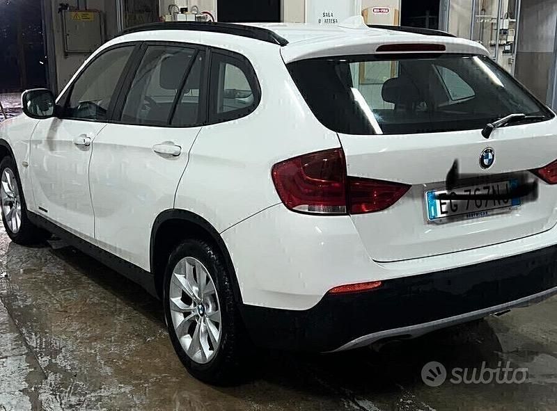 Usado BMW X1 143 CV (105 kW) 2011 Blanco SUV