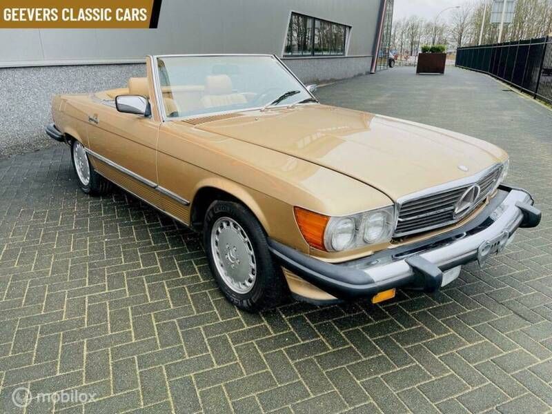 Usata Mercedes 560 230 CV (169 kW) 1988 Marrone Cabrio