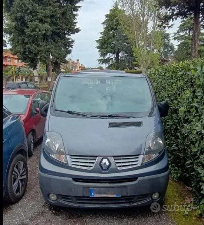 Usata Renault Trafic 80 CV (58 kW) 2012 Monovolume