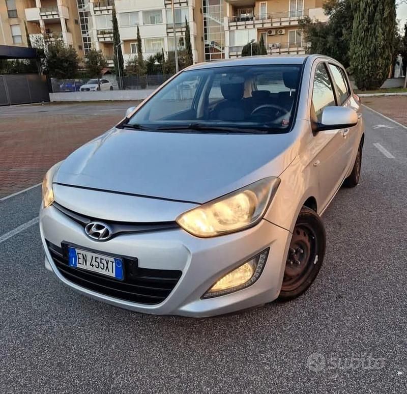 Occasion Hyundai i20 85 PK (62 kW) 2012 Grijs Hatchback