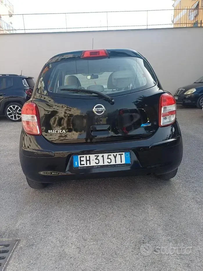 Usata Nissan Micra 80 CV (58 kW) 2011 Nero Utilitaria