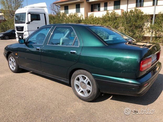 Usata Lancia Kappa 154 CV (113 kW) 1997 Verde Berlina