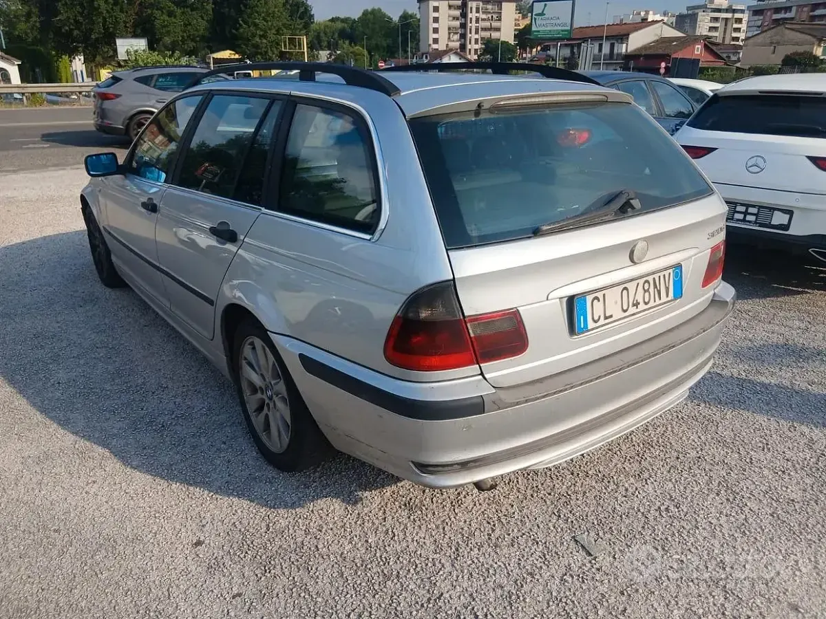 Usata BMW 320 150 CV (110 kW) 2004 Grigio Station wagon