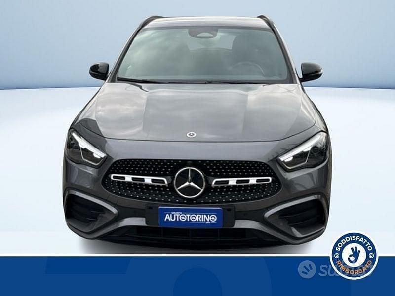 Usata Mercedes GLA200 Advanced Plus 149 CV (109 kW) 2025 Grigio SUV