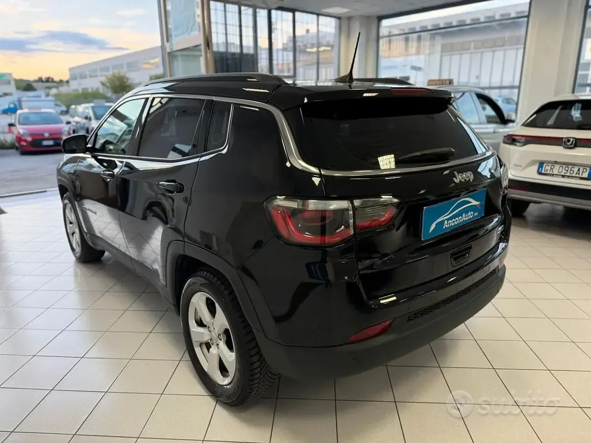 Usata Jeep Compass Longitude 120 CV (88 kW) 2017 Nero SUV