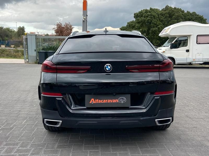 Usata BMW X6 286 CV (210 kW) 2022 Nero SUV