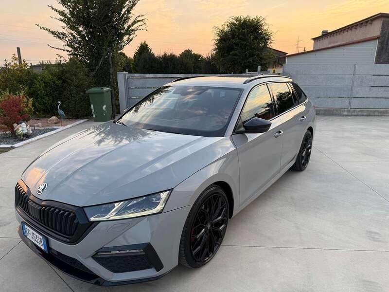 Grigio nardo' Usata 2021 Skoda Octavia RS Station wagon | 27.999 € (Buon prezzo) - Immagine 1/4