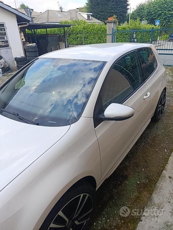 Usata VW Golf VI GTI 210 CV (154 kW) 2010 Bianco Utilitaria