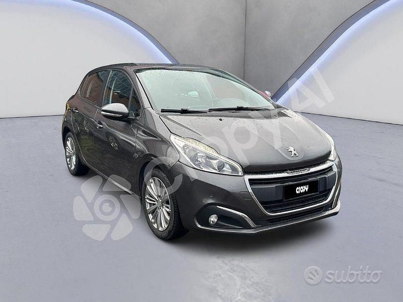 Usata Peugeot 208 81 CV (59 kW) 2018 Grigio Utilitaria